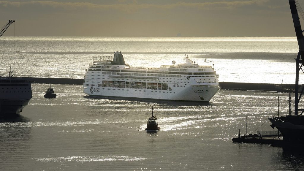 MSC Armonia's arrival in Genoa after the Renaissance Programme - 18 November 2014