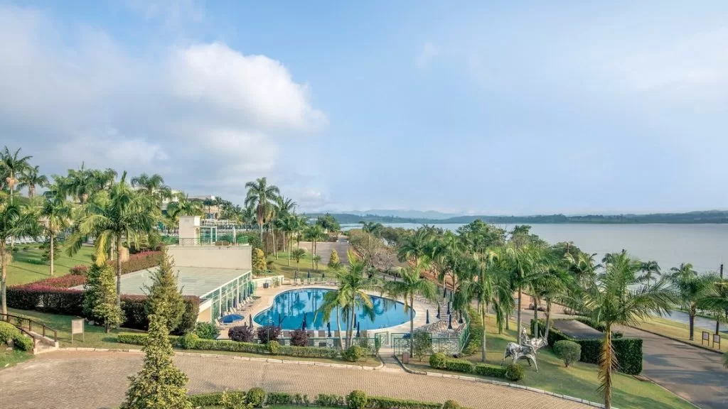 Club-Med-Lake-Paradise-10